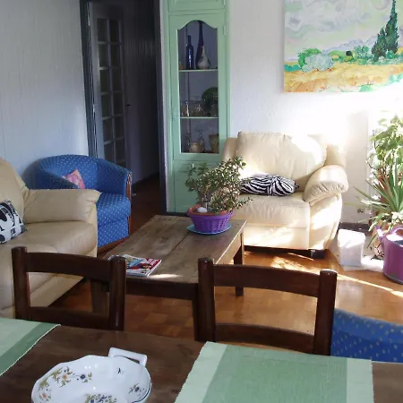 P3 Rez De Jardin * ברסלונט